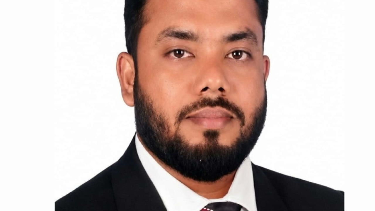 আমতলী সদরে আলোচনায় শ্রমিকদল নেতা তারিকুল ইসলাম সোহাগ